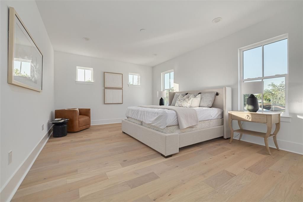 For Sale: $1,399,000 (5 beds, 3 baths, 2990 Square Feet)