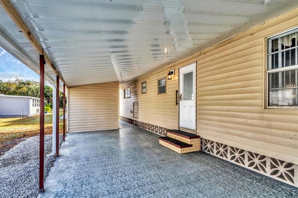 For Sale: $175,500 (2 beds, 2 baths, 1256 Square Feet)