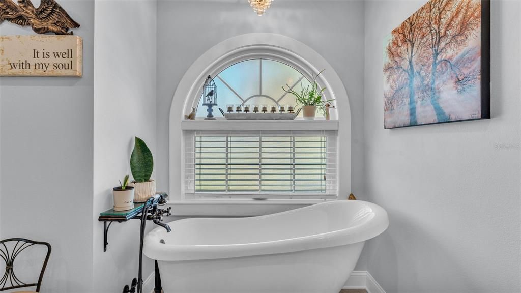 En Venta: $460,000 (3 camas, 2 baños, 2072 Pies cuadrados)