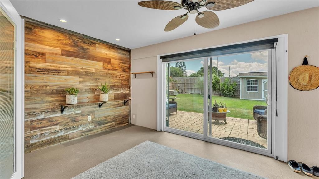 En Venta: $460,000 (3 camas, 2 baños, 2072 Pies cuadrados)