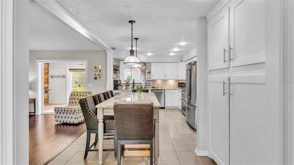 En Venta: $460,000 (3 camas, 2 baños, 2072 Pies cuadrados)