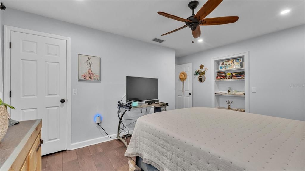 En Venta: $460,000 (3 camas, 2 baños, 2072 Pies cuadrados)