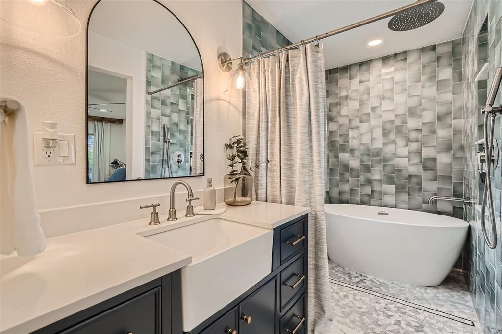 待售: $850,000 (4 贝兹, 3 浴室, 2236 平方英尺)