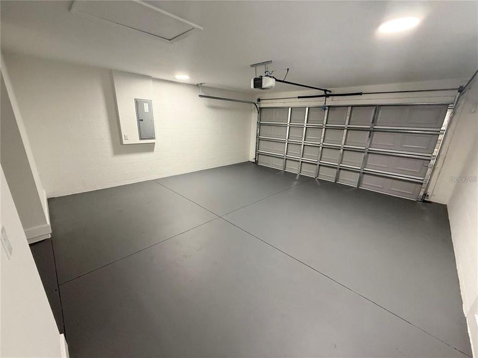 For Rent: $1,650 (3 beds, 2 baths, 1270 Square Feet)