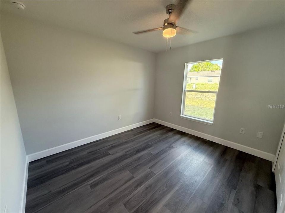 For Rent: $1,650 (3 beds, 2 baths, 1270 Square Feet)