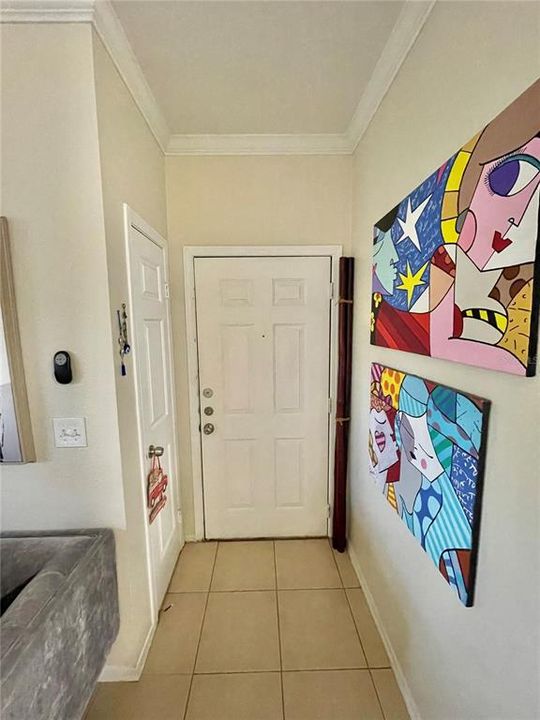 For Sale: $175,000 (2 beds, 1 baths, 933 Square Feet)