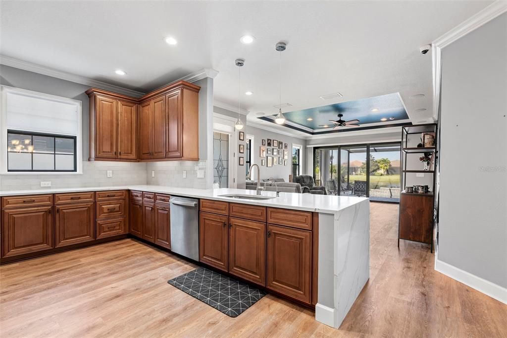 For Sale: $550,000 (3 beds, 2 baths, 1912 Square Feet)