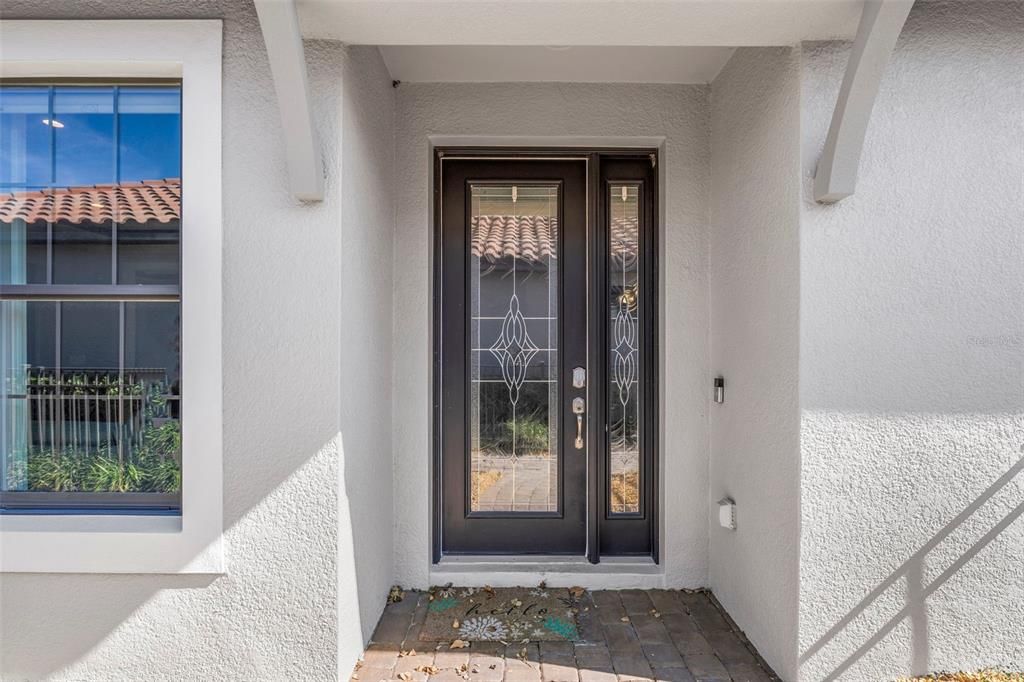 For Sale: $550,000 (3 beds, 2 baths, 1912 Square Feet)