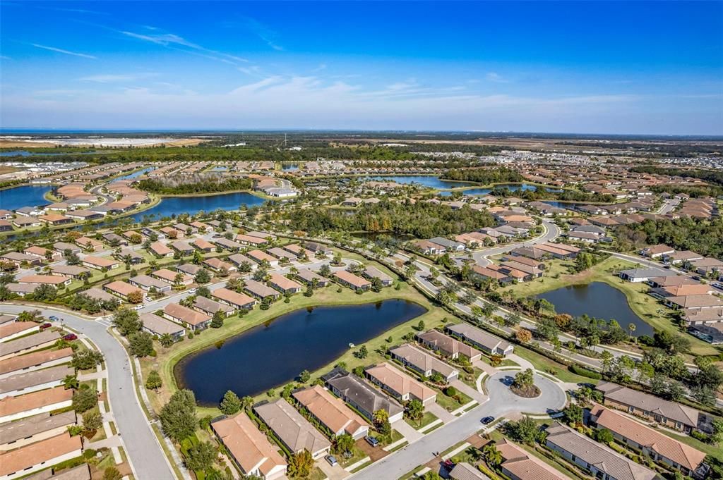For Sale: $550,000 (3 beds, 2 baths, 1912 Square Feet)
