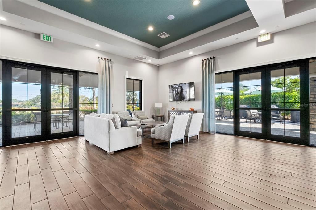 For Sale: $550,000 (3 beds, 2 baths, 1912 Square Feet)