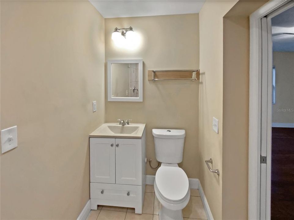 For Sale: $360,000 (2 beds, 2 baths, 1239 Square Feet)