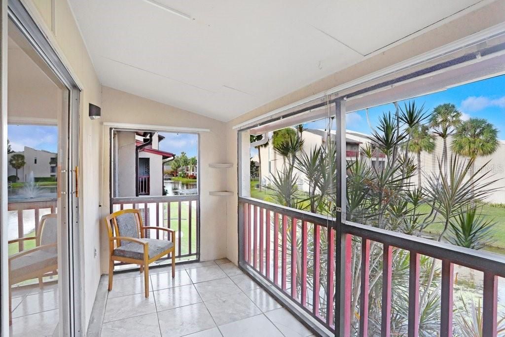 For Sale: $109,900 (2 beds, 2 baths, 1077 Square Feet)