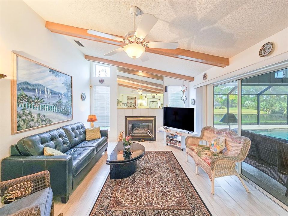 待售: $489,000 (3 贝兹, 2 浴室, 2187 平方英尺)