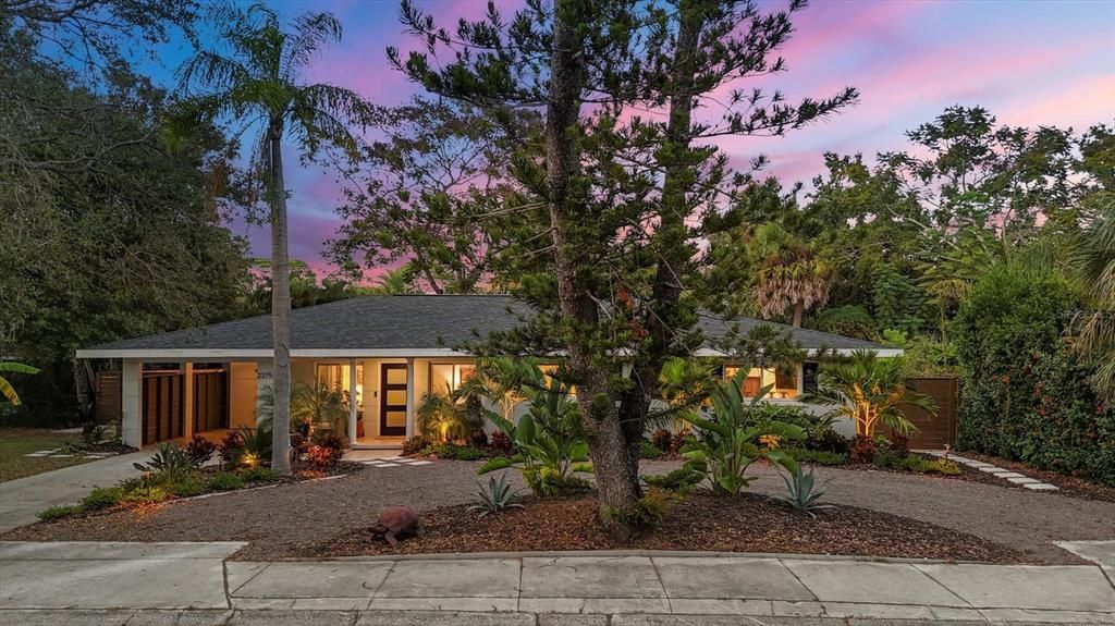 待售: $709,000 (3 贝兹, 3 浴室, 1859 平方英尺)