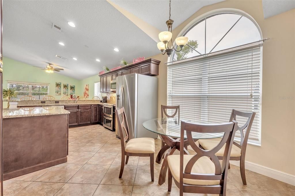 For Sale: $475,000 (3 beds, 2 baths, 1695 Square Feet)