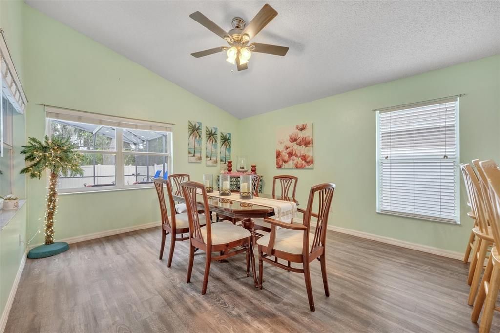 For Sale: $475,000 (3 beds, 2 baths, 1695 Square Feet)