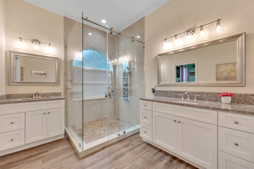 For Sale: $475,000 (3 beds, 2 baths, 1695 Square Feet)