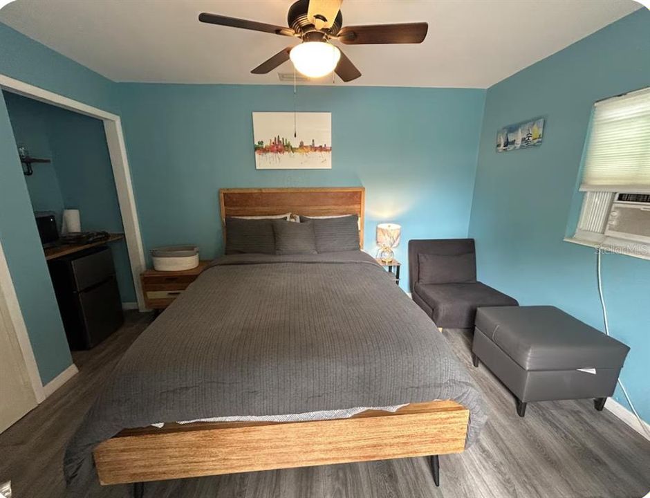 En Venta: $440,000 (3 camas, 2 baños, 1064 Pies cuadrados)