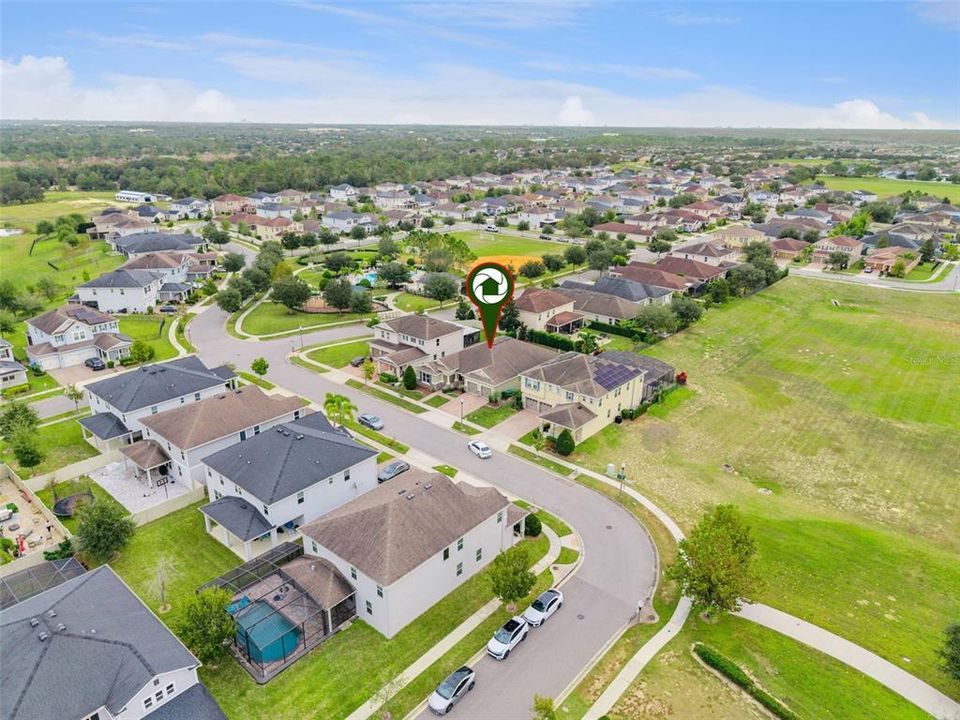 For Sale: $595,000 (4 beds, 2 baths, 2516 Square Feet)