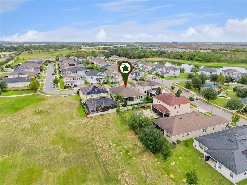 For Sale: $595,000 (4 beds, 2 baths, 2516 Square Feet)