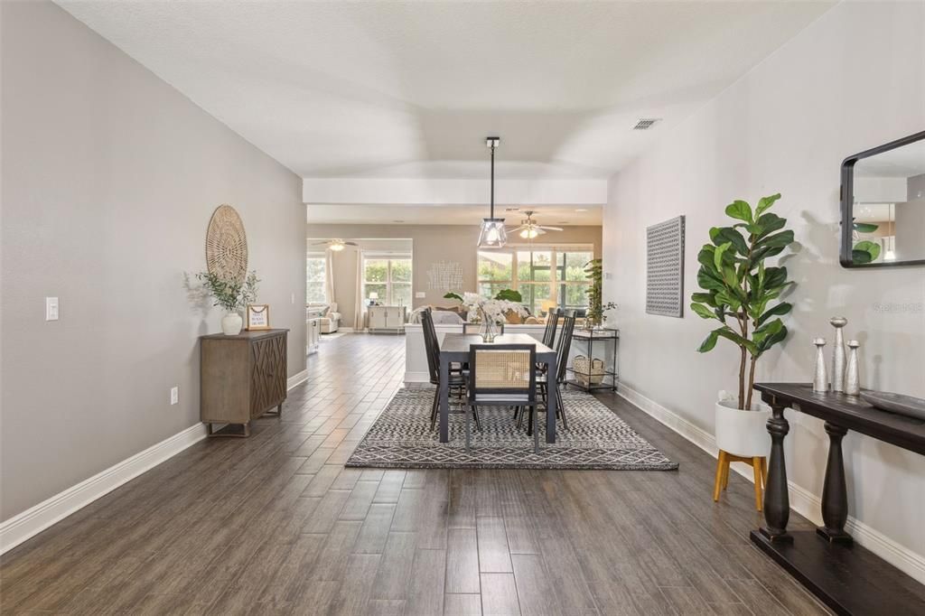 For Sale: $595,000 (4 beds, 2 baths, 2516 Square Feet)