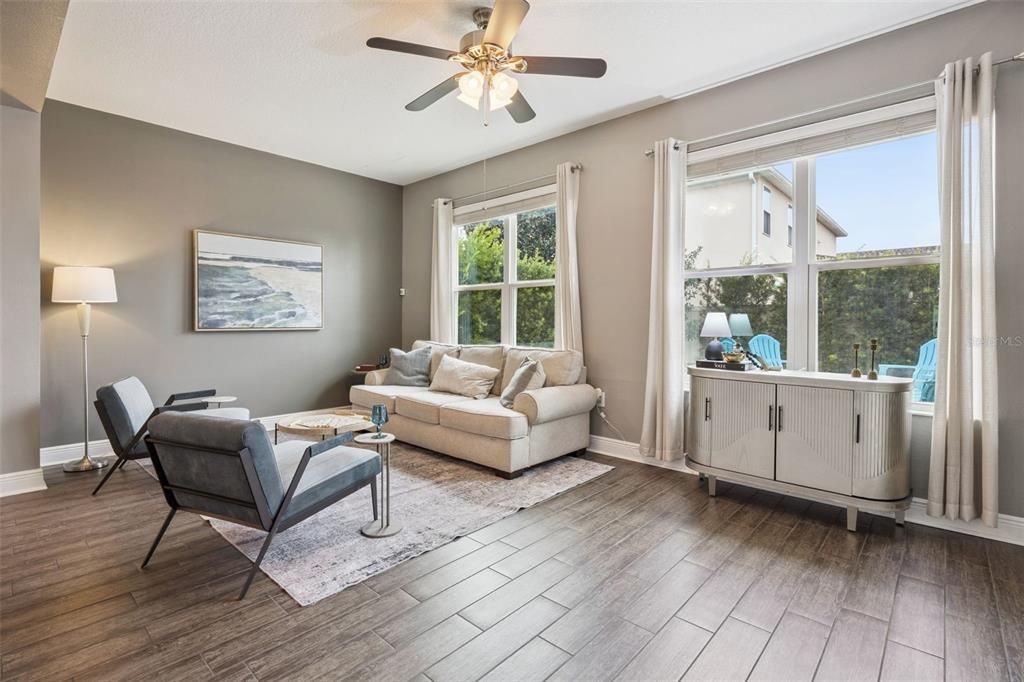 For Sale: $595,000 (4 beds, 2 baths, 2516 Square Feet)