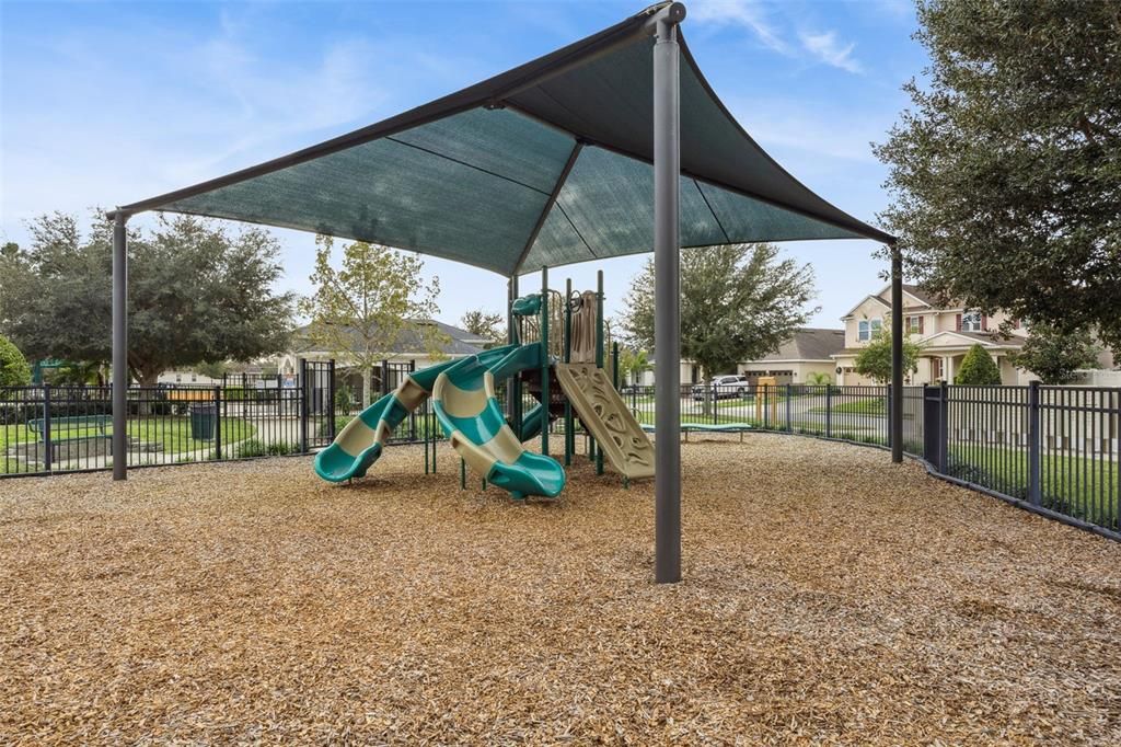 For Sale: $595,000 (4 beds, 2 baths, 2516 Square Feet)