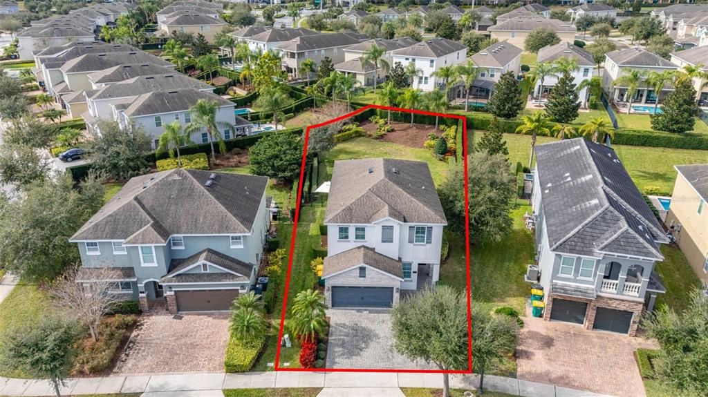 For Sale: $640,000 (5 beds, 4 baths, 2574 Square Feet)