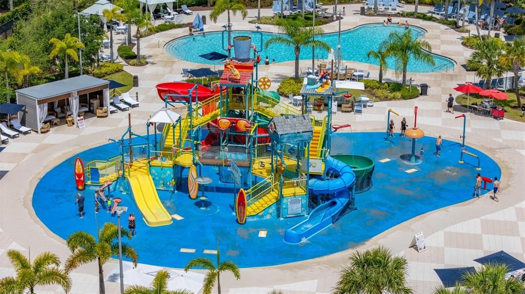 For Sale: $640,000 (5 beds, 4 baths, 2574 Square Feet)