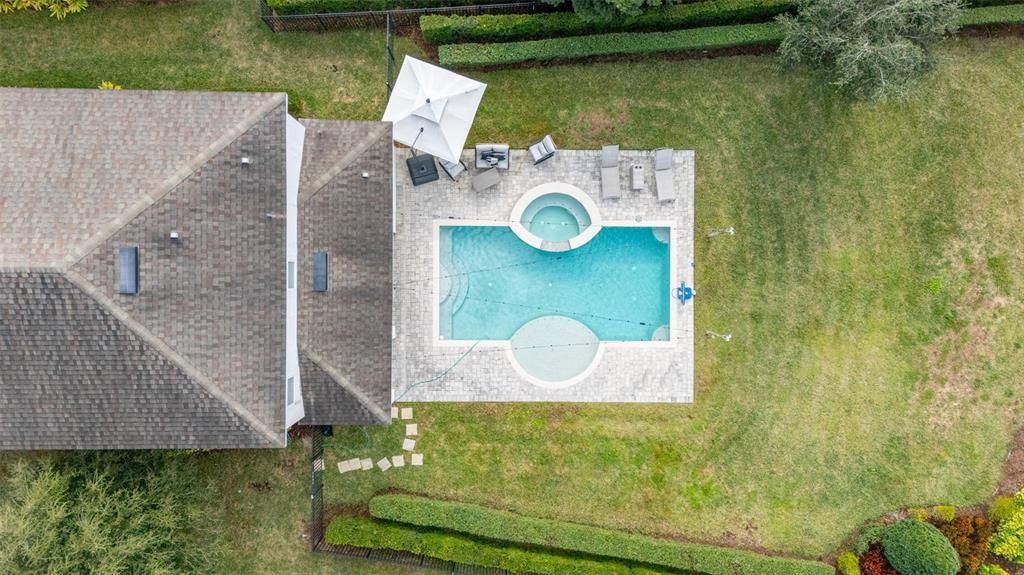 For Sale: $640,000 (5 beds, 4 baths, 2574 Square Feet)