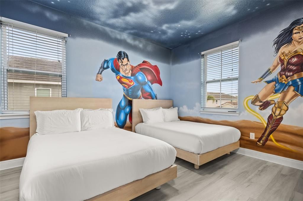 For Sale: $640,000 (5 beds, 4 baths, 2574 Square Feet)