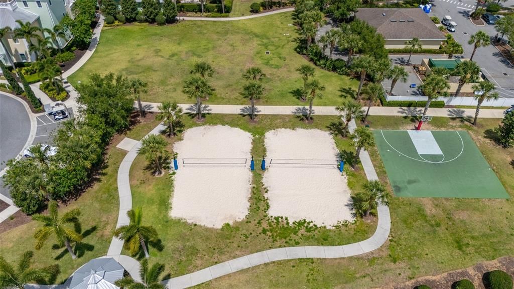 For Sale: $640,000 (5 beds, 4 baths, 2574 Square Feet)