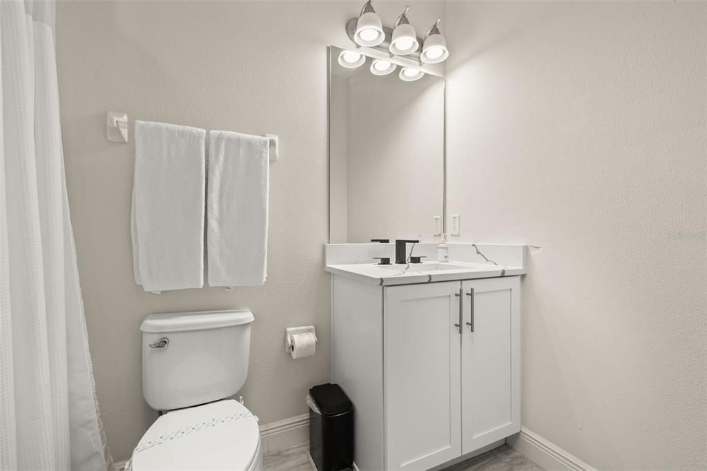 For Sale: $640,000 (5 beds, 4 baths, 2574 Square Feet)