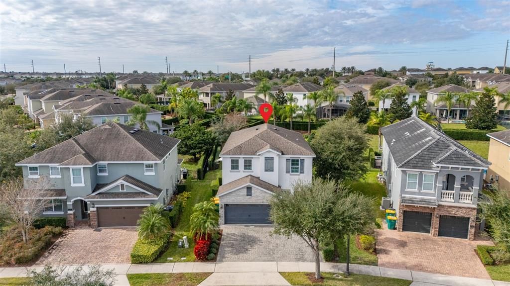 For Sale: $640,000 (5 beds, 4 baths, 2574 Square Feet)