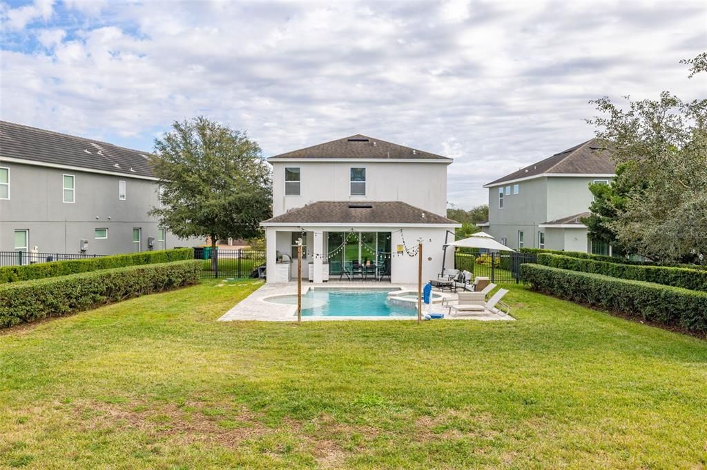 For Sale: $640,000 (5 beds, 4 baths, 2574 Square Feet)