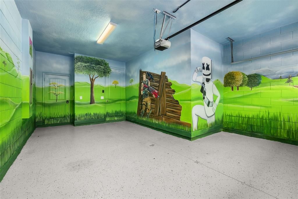 For Sale: $640,000 (5 beds, 4 baths, 2574 Square Feet)