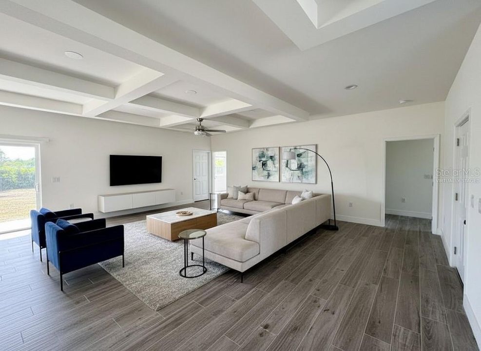 待售: $349,000 (4 贝兹, 2 浴室, 1914 平方英尺)