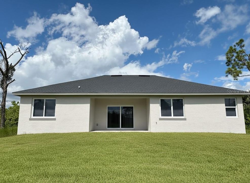 待售: $349,000 (4 贝兹, 2 浴室, 1914 平方英尺)