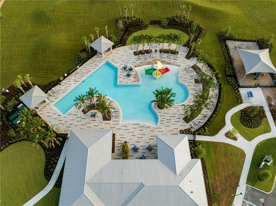 For Sale: $439,990 (4 beds, 2 baths, 2560 Square Feet)