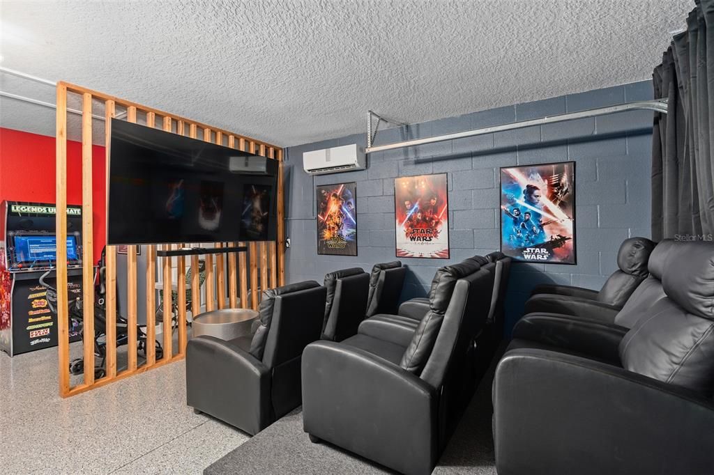 For Sale: $675,000 (6 beds, 6 baths, 3063 Square Feet)