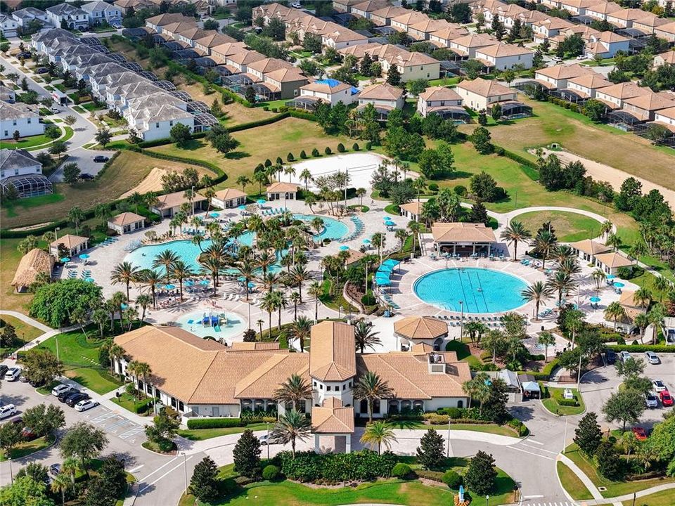 For Sale: $675,000 (6 beds, 6 baths, 3063 Square Feet)