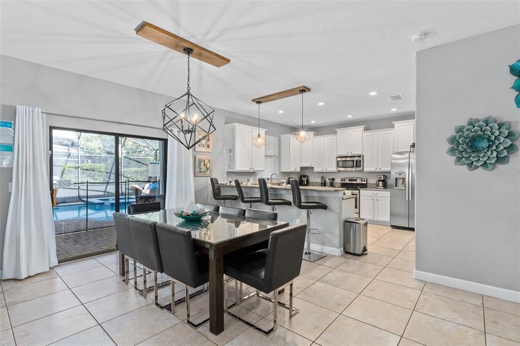 For Sale: $675,000 (6 beds, 6 baths, 3063 Square Feet)