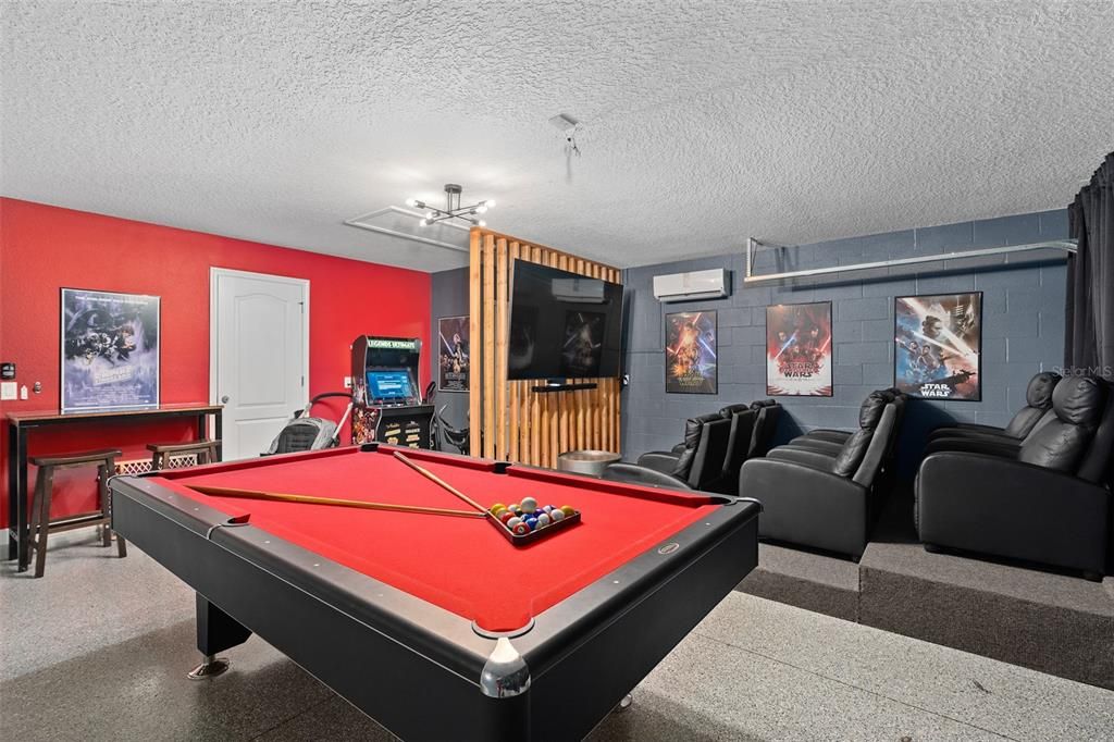 For Sale: $675,000 (6 beds, 6 baths, 3063 Square Feet)