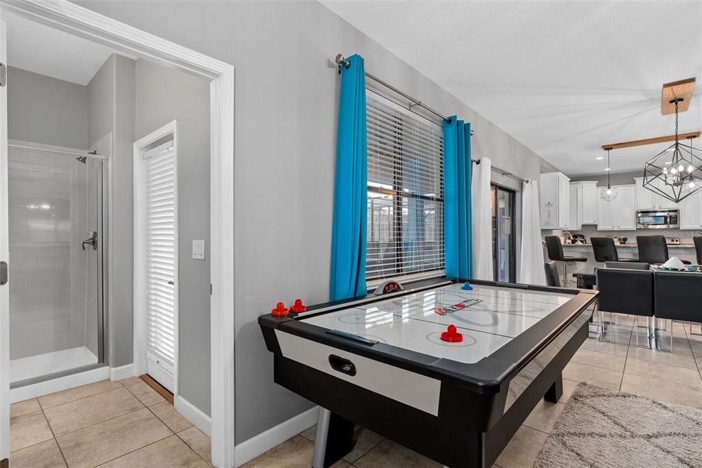 For Sale: $675,000 (6 beds, 6 baths, 3063 Square Feet)