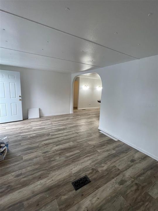 待售: $268,500 (3 贝兹, 3 浴室, 2092 平方英尺)