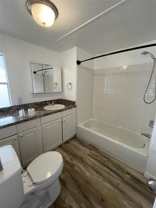 待售: $268,500 (3 贝兹, 3 浴室, 2092 平方英尺)