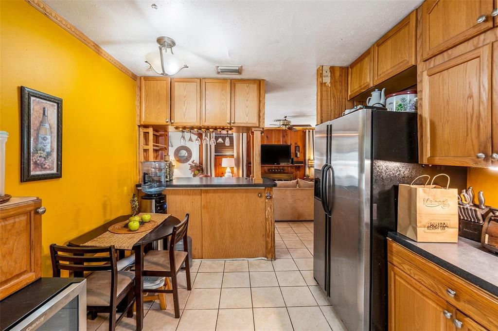 For Sale: $325,000 (3 beds, 1 baths, 1172 Square Feet)