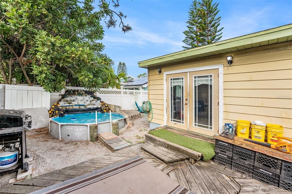 For Sale: $325,000 (3 beds, 1 baths, 1172 Square Feet)