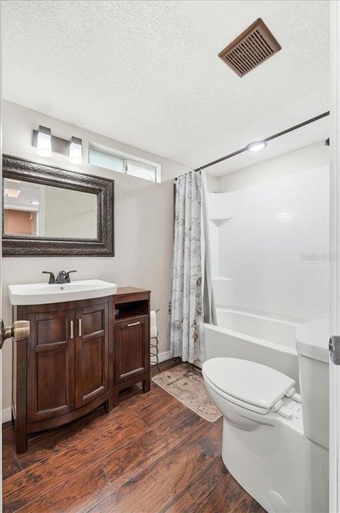 For Sale: $239,000 (3 beds, 3 baths, 1600 Square Feet)