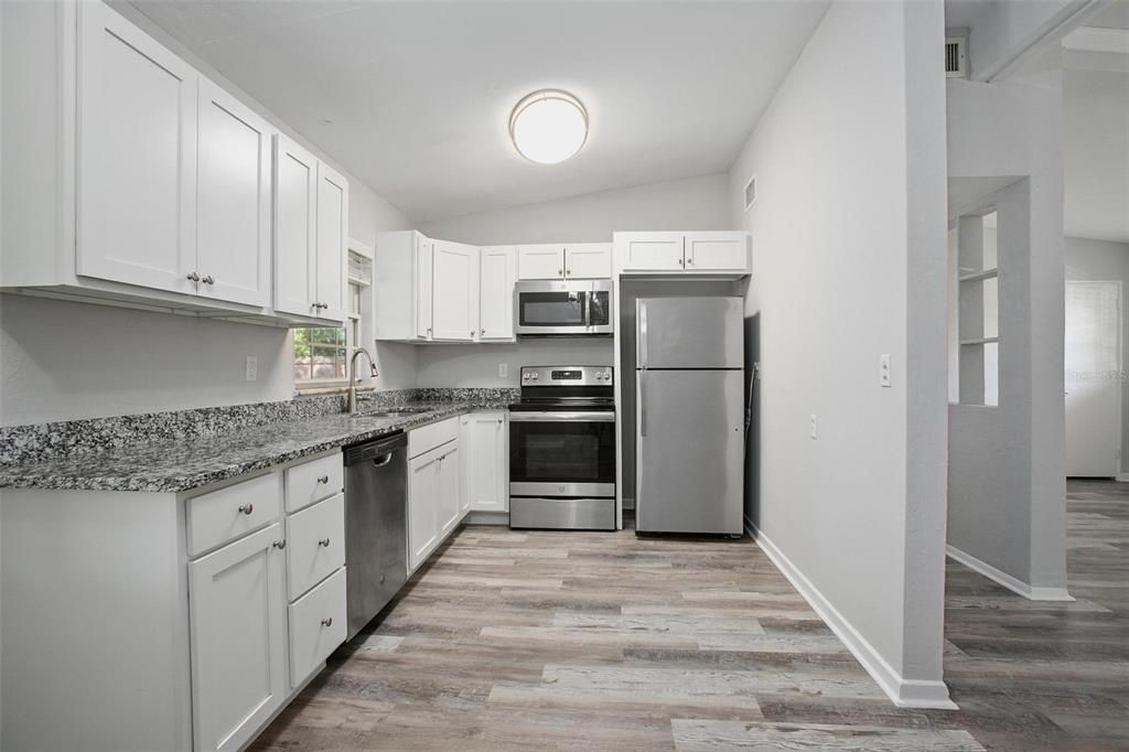 En Venta: $270,000 (2 camas, 1 baños, 912 Pies cuadrados)